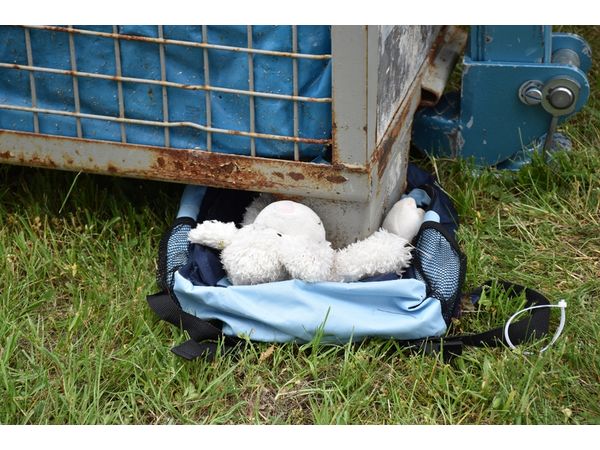 Eingeklemmtes Kuscheltier musste geborgen werden